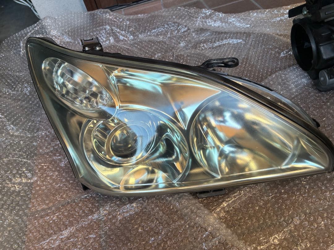 トヨタ純正 30系ハリアー純正HIDヘッドライト AFS付き左右セット