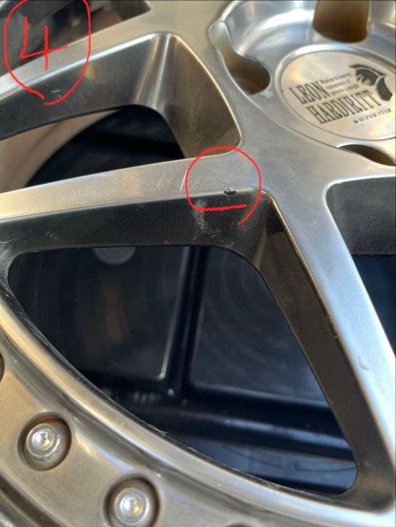 レオンハルト16インチ　initialy