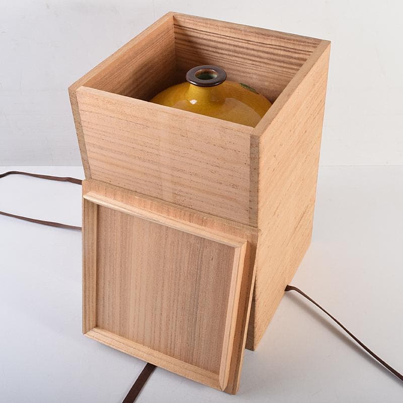 中国　黄地　貼雲龍文　梅瓶　時代箱付　M　R8821B