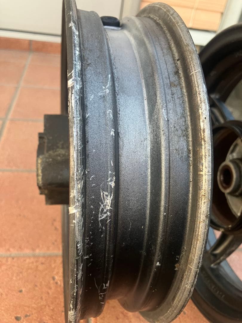 ライブディオZX 純正ガンメタホイール前後