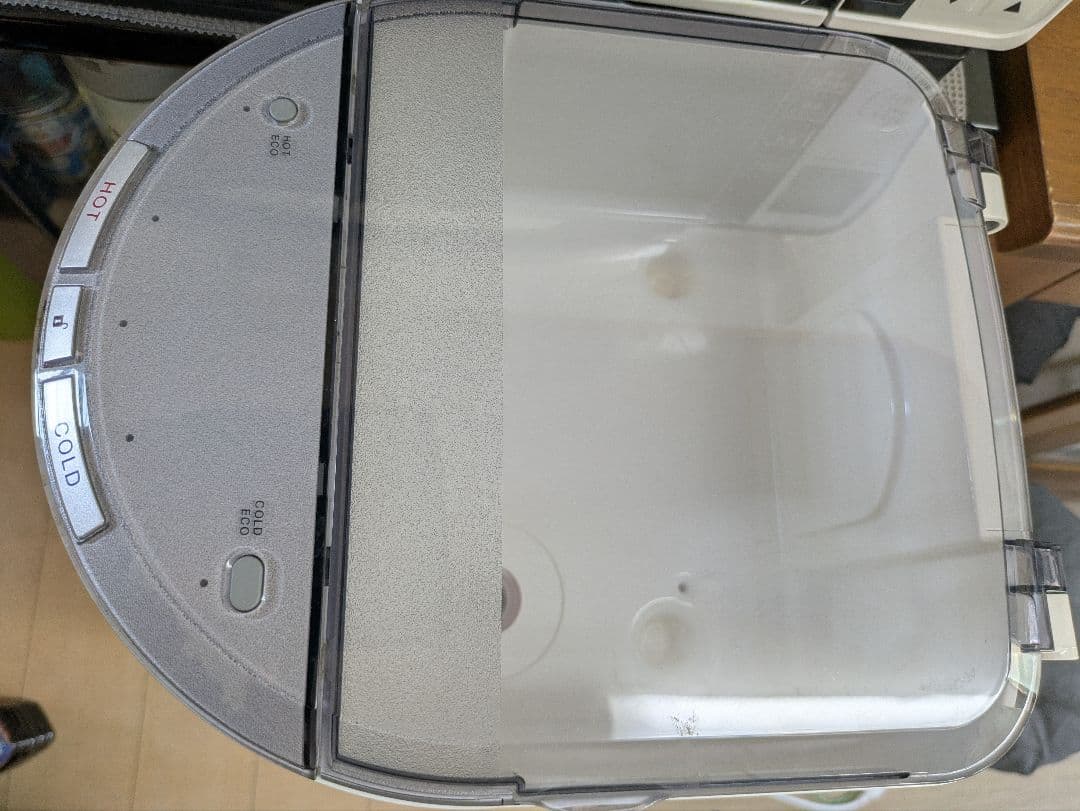 ウォーターサーバー　エブリィフレシャスミニ浄水器