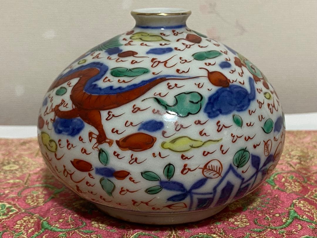 ♦️中国陶磁器 大明萬暦年製銘 染付赤絵 小壺？萬暦赤絵 古美術品 骨董品