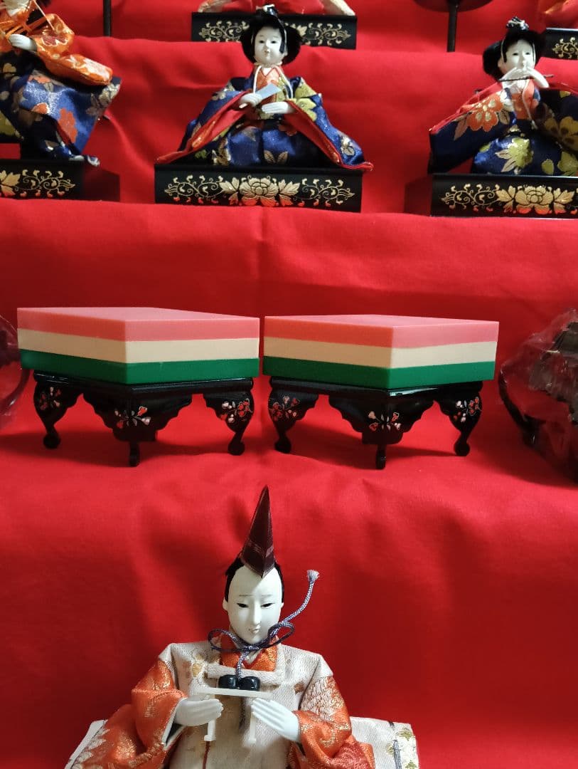 値下げ▼寿鳳びな　雛人形　7段飾り　(埼玉県春日部市でお渡し希望)