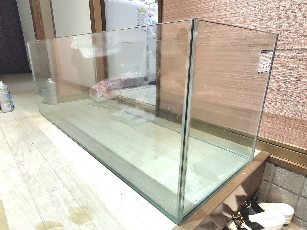 1200×450フレームレスオールガラス水槽　引き取り限定