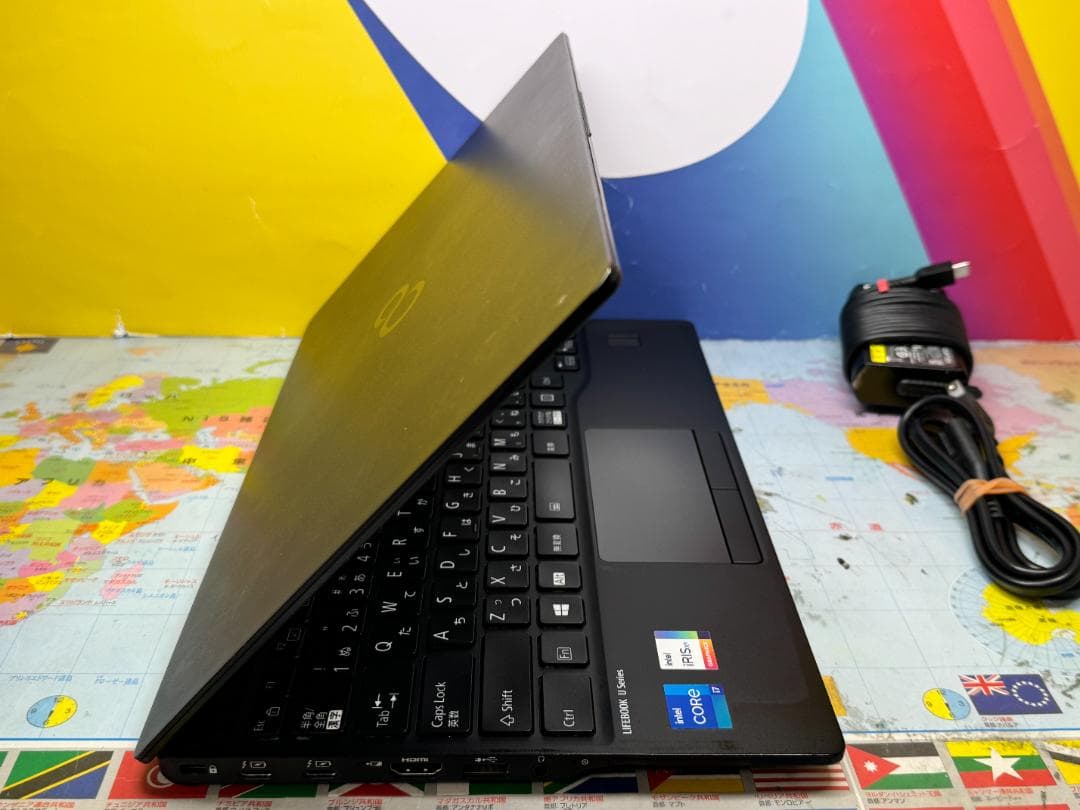 1185G7 富士通 U9311/F 16GB 512GB 13.3型 良品