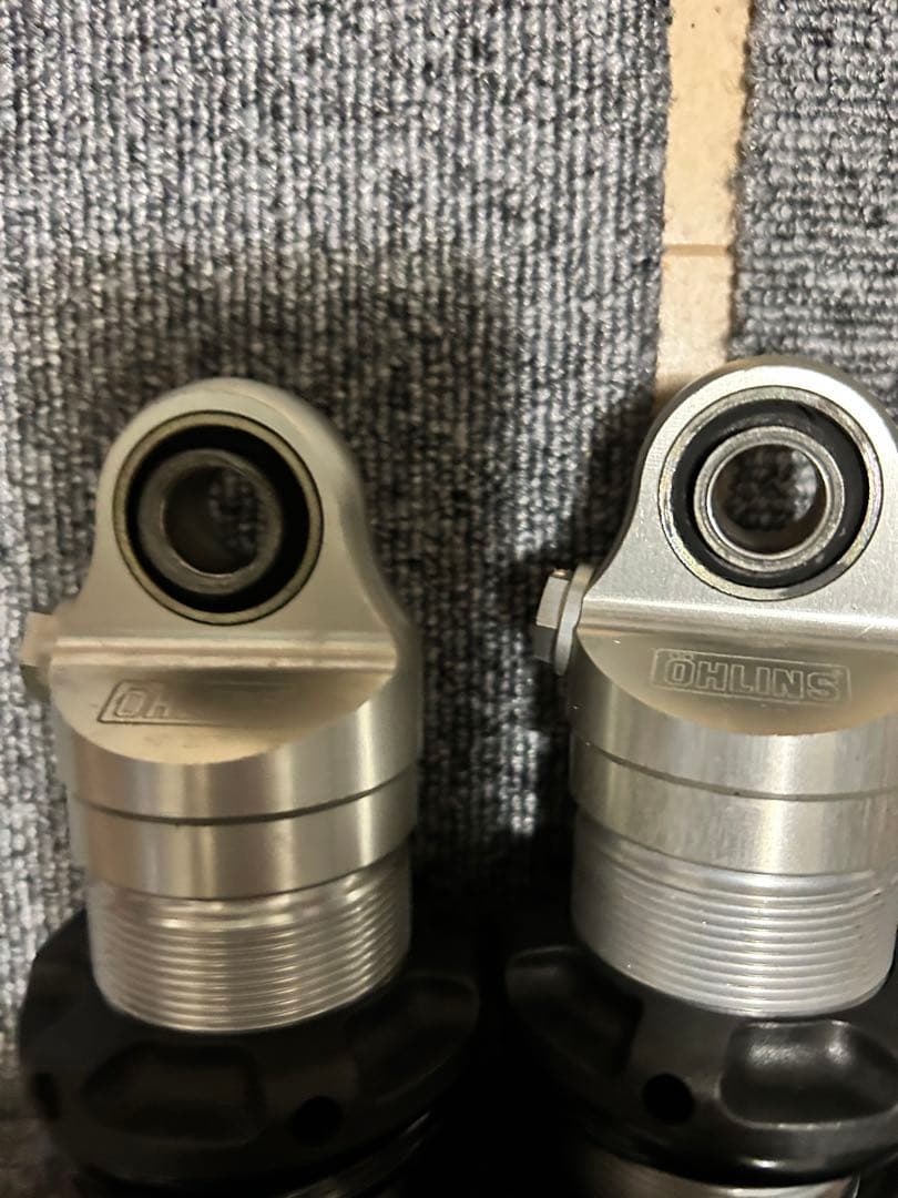 S36Eオーリンズ HD207 280mm 11inch スポーツスターショック