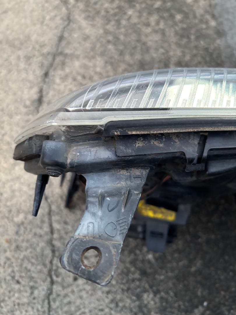 エスカレード　07〜ヘッドライト　08 09 純正ヘッドライト　HID