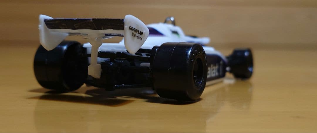 カバヤビッグワンガムBig-one GumブラバムBT50 BMWターボ完成品