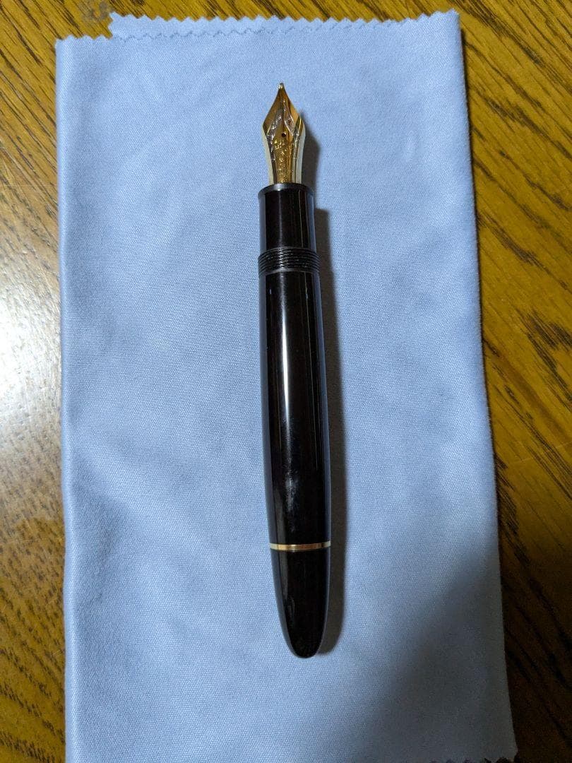 【値下中！】モンブラン 万年筆 マイスターシュテュック149 18K 名入れなし