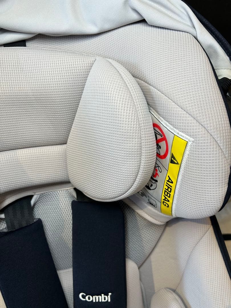 コンビ クルムーヴ スマート Light ISOFIX 新生児 チャイルドシート