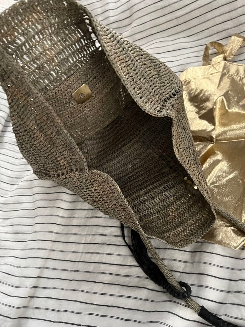 IENA購入　a. グレーカーキラフィアかご　ショルダー