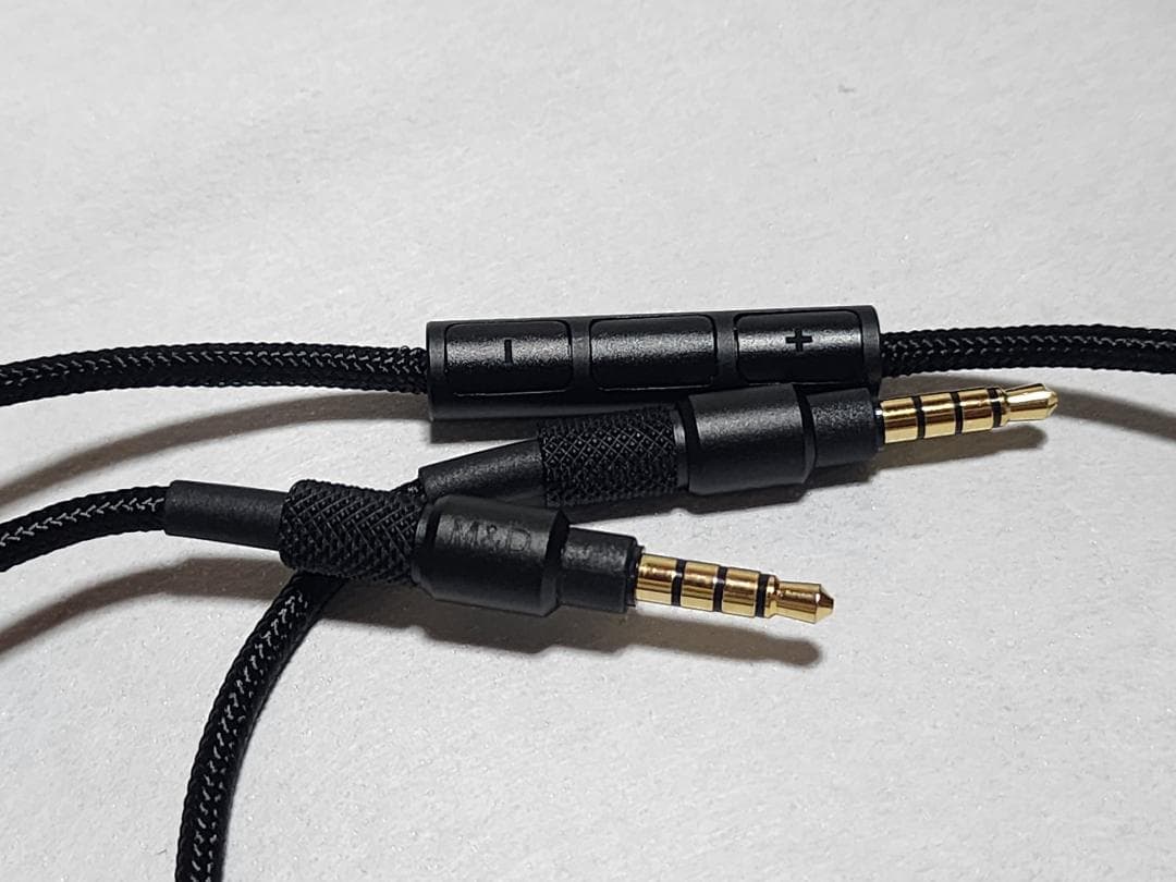 【美品】Master & Dynamic MH40 GUNL/BLACK