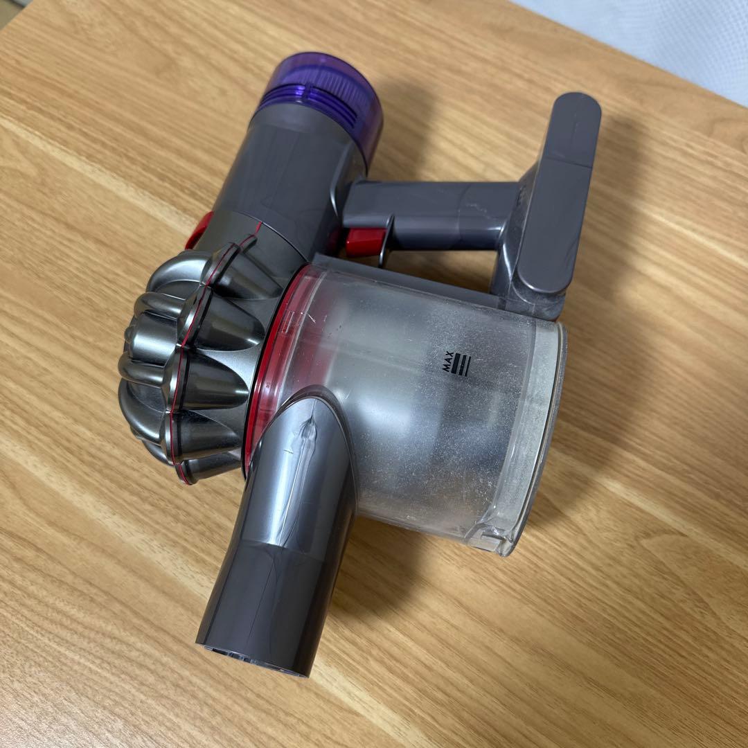 す*ね様 [美品] Dyson V8 Slim Fluffy+ 掃除機