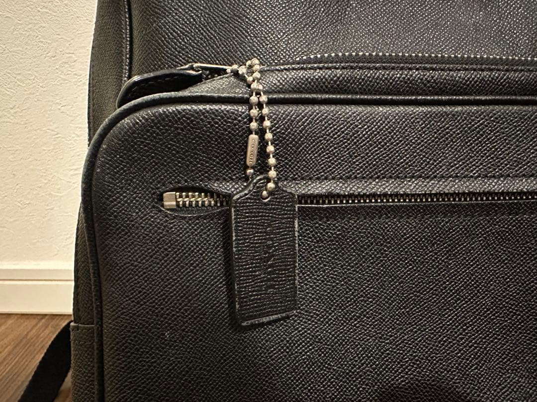 【ハツ】COACH(コーチ)ブラックレザーリュック 本革