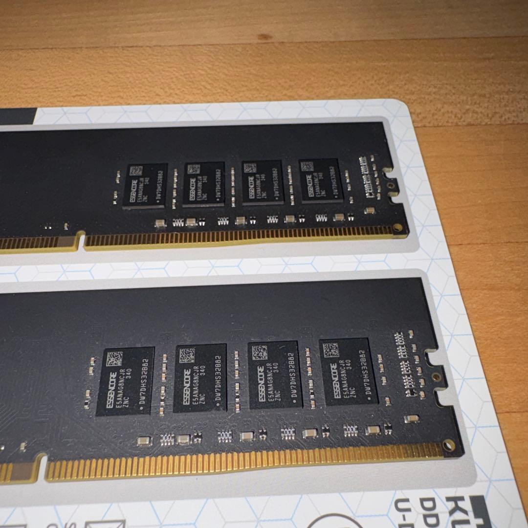 デスクトップ用メモリ DDR4 3200Mhz 32GB x 2枚