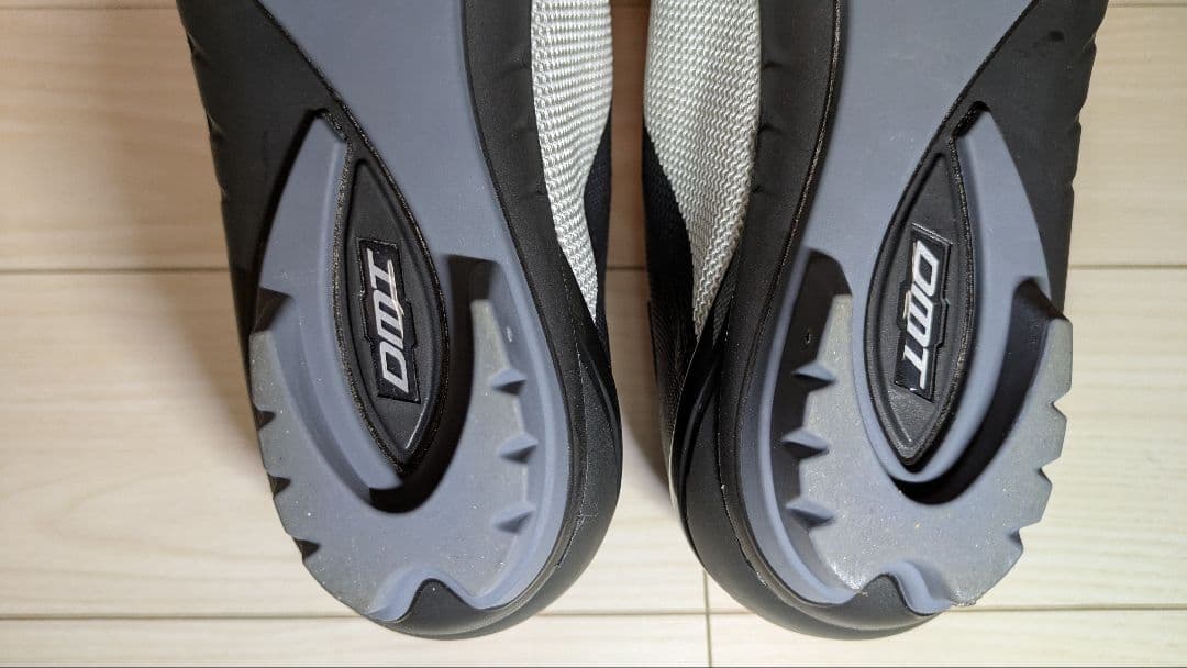 DMT KM4 Knitted Upper サイズ42 27 cm