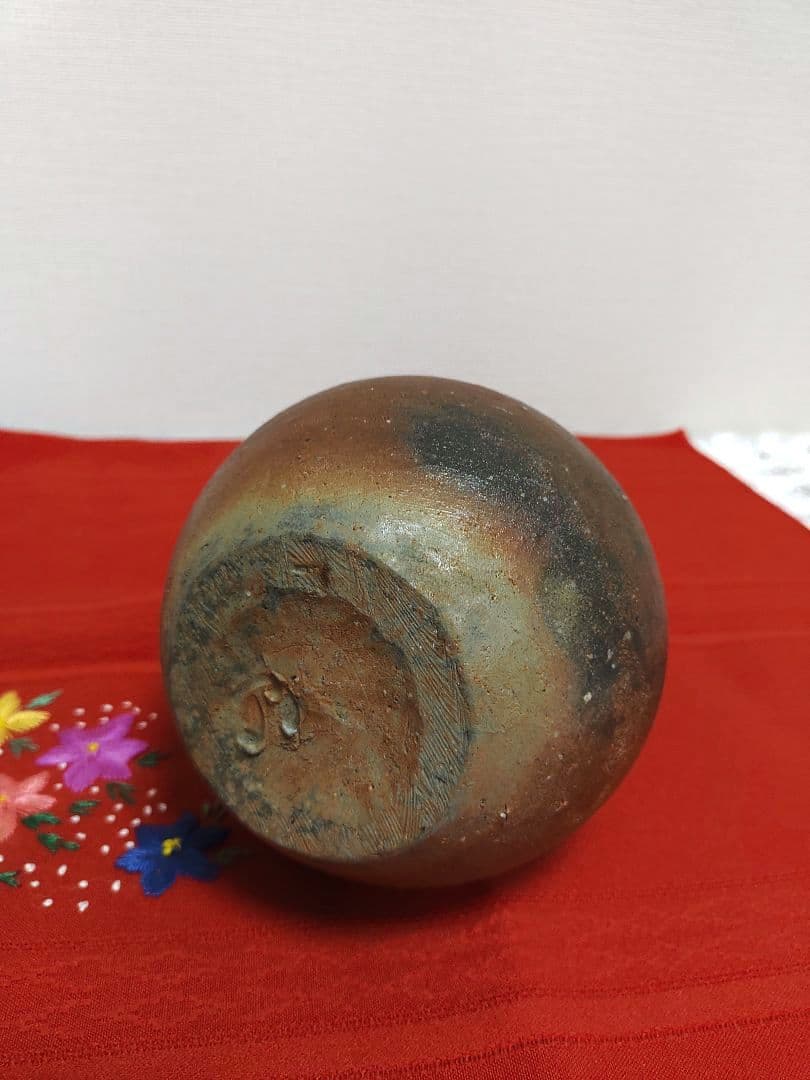 備前焼 各見信利 花入 鶴首花瓶 一輪挿し 共箱 共布 付き