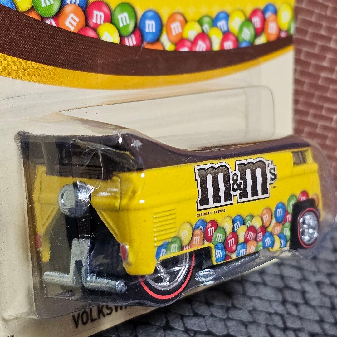希少！ホットウィール　m&m's　フォルクスワーゲン　ドラッグバス