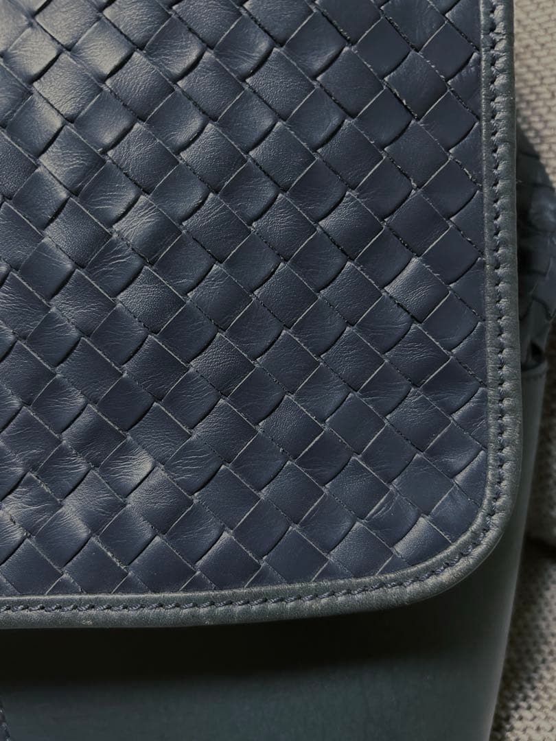 西尾　超希少モデル。Bottega Veneta バックパック
