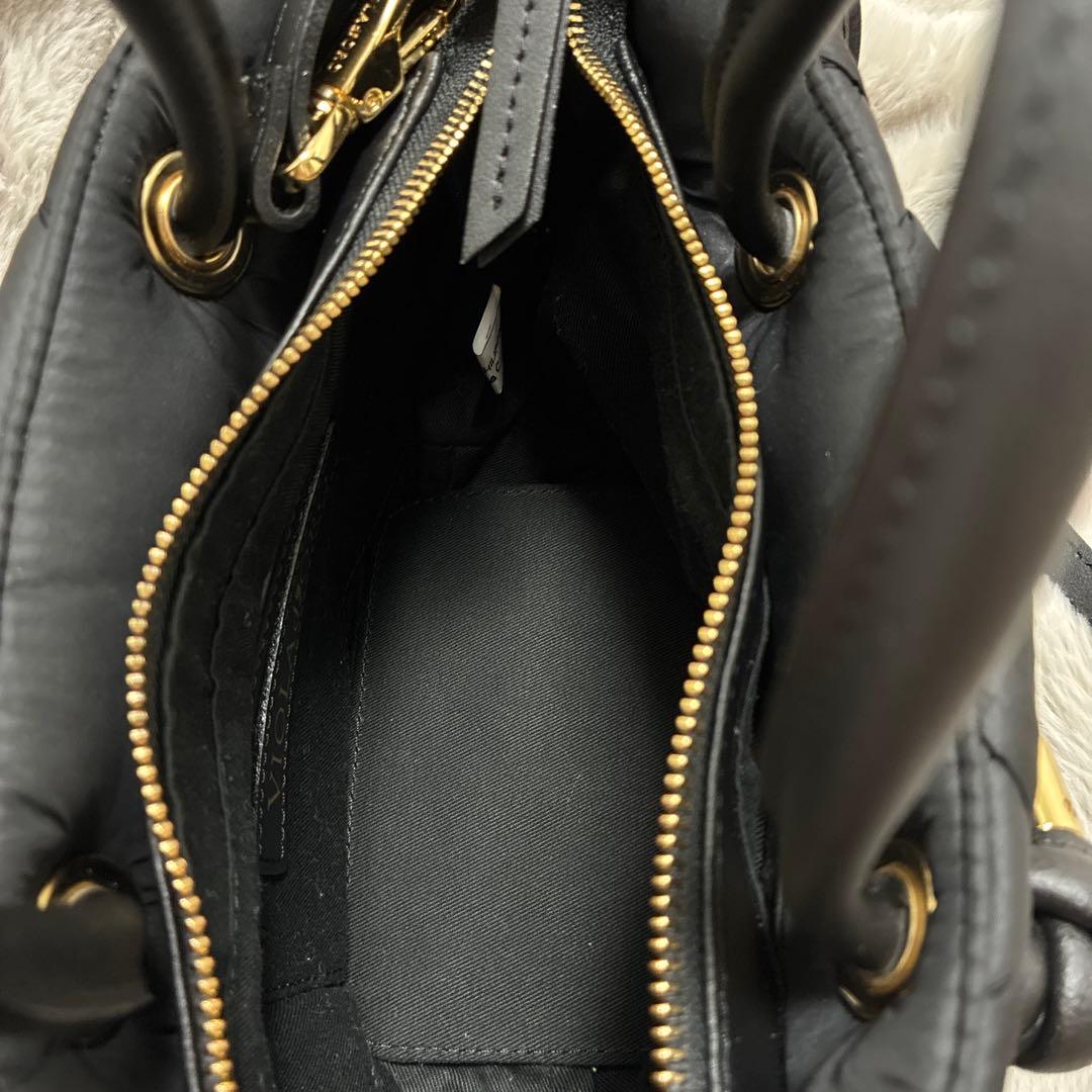 ヴィオラドーロ　ハンドバッグ