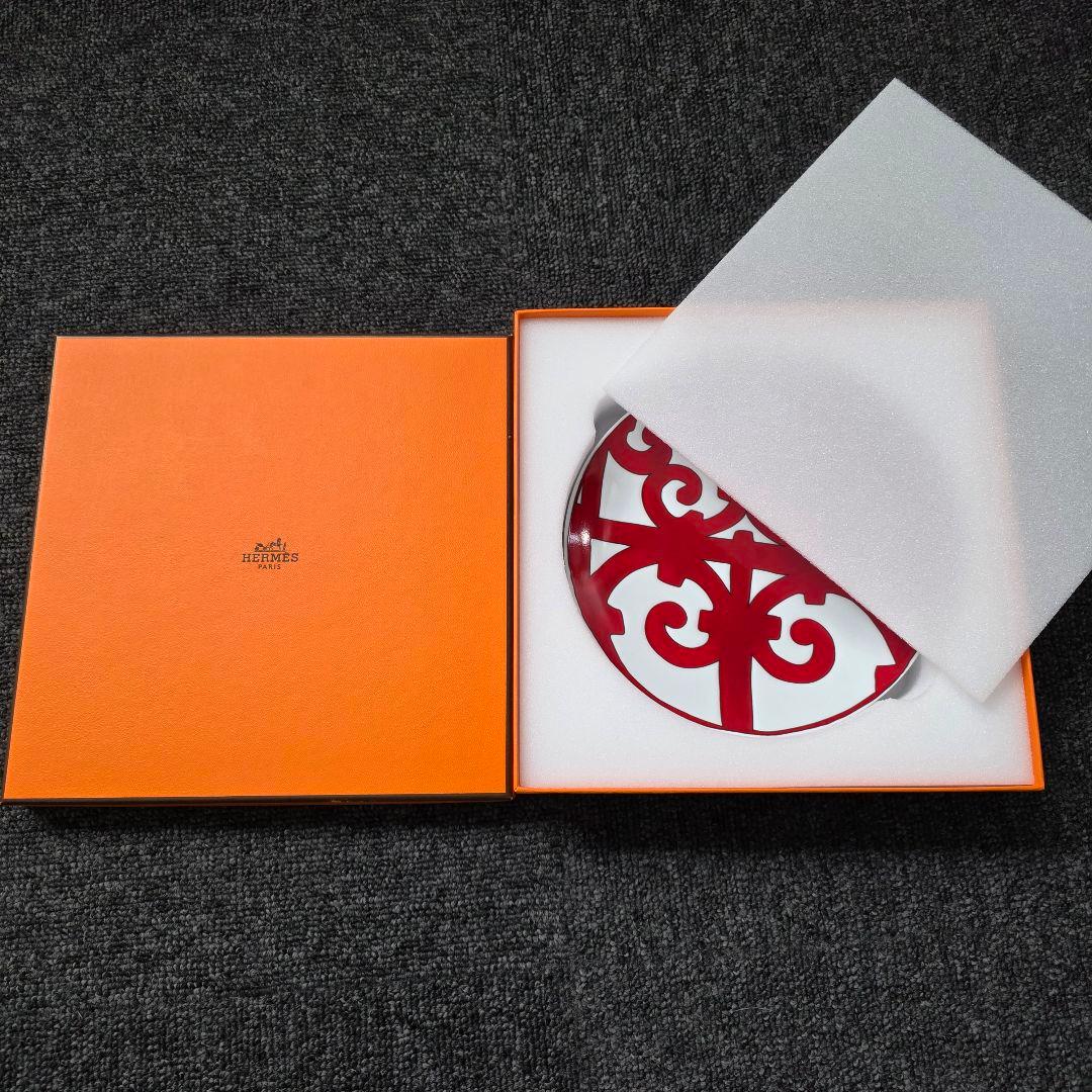 箱付き　HERMES　カダルギヴィール　プレート