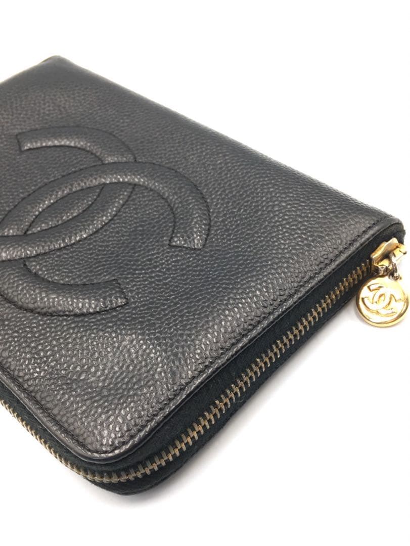 シャネル　キャビアスキン　長財布