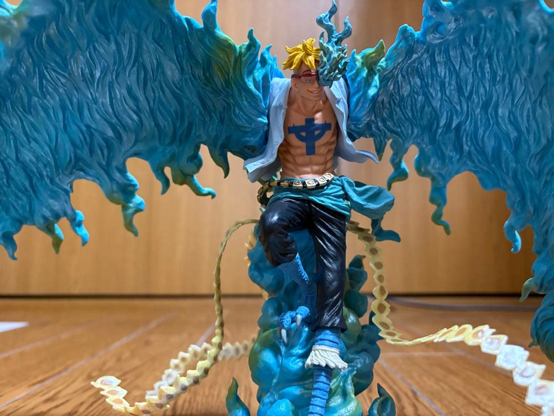 ワンピース　マルコ　フィギュア　ラストワン　悪魔を宿す者達