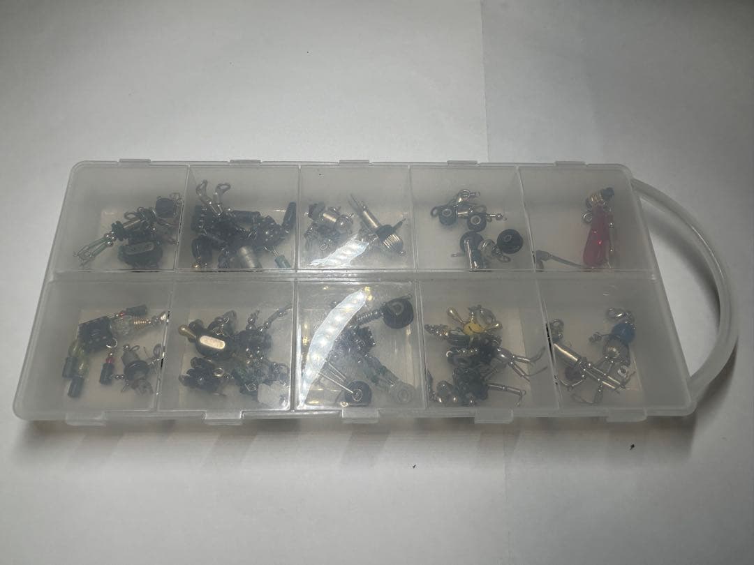 ハンドメイド ロボットチャーム まとめ売り 個性派パーツアート 全22体セット