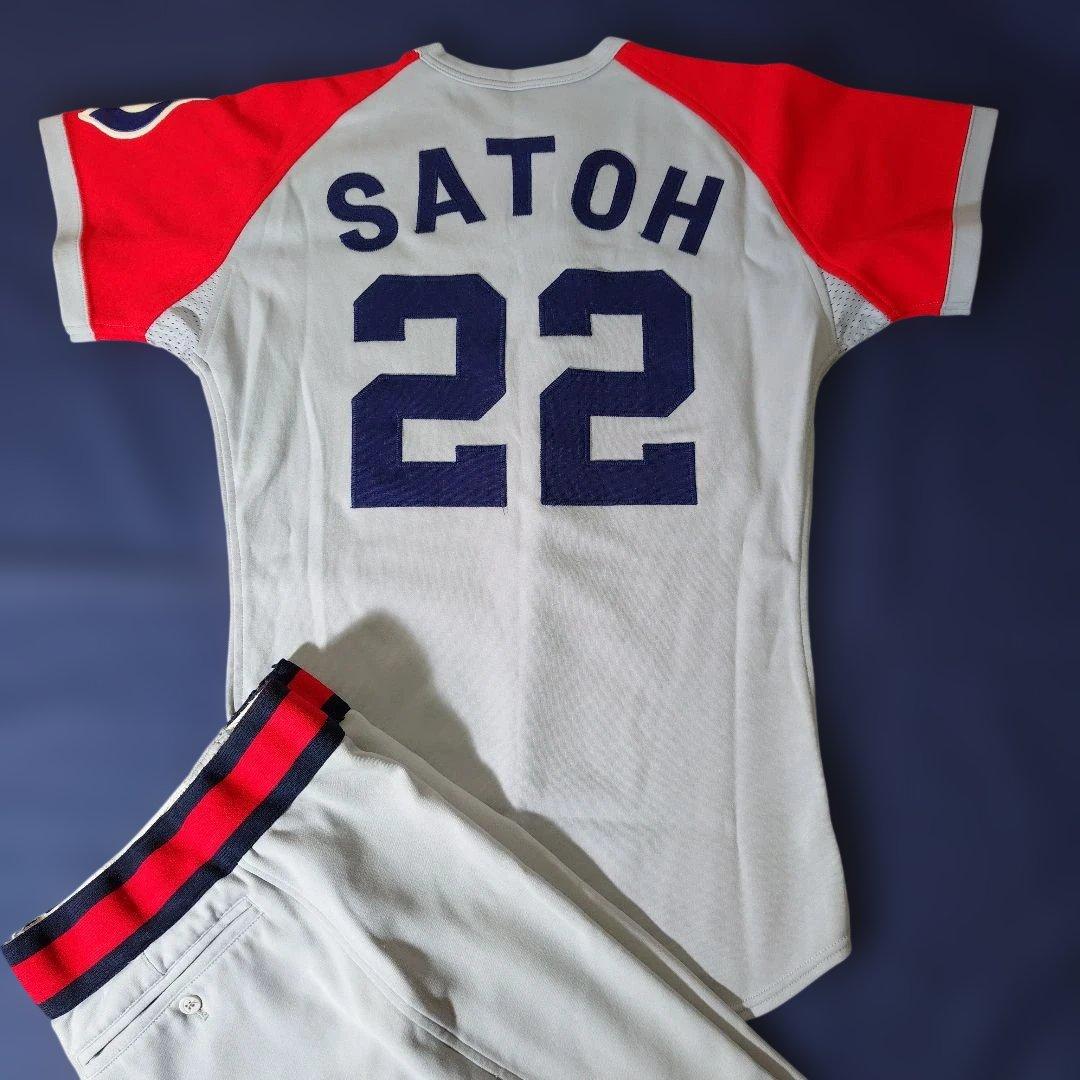 近鉄バファローズ　佐藤秀明選手 実使用ユニフォーム上下セット