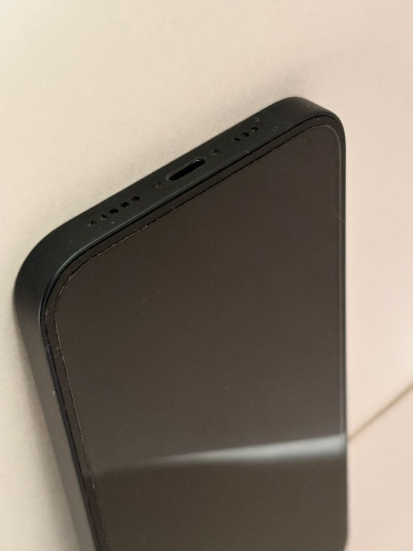 Apple iPhone 13 ミッドナイト 本体　付属品あり