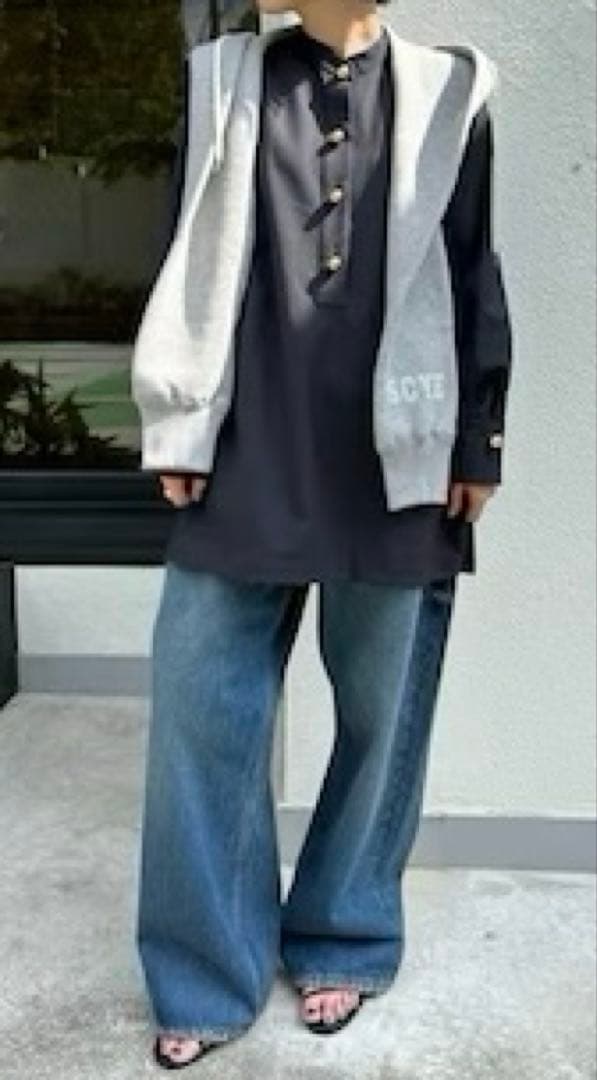 Curensology スフィアボタンブラウス