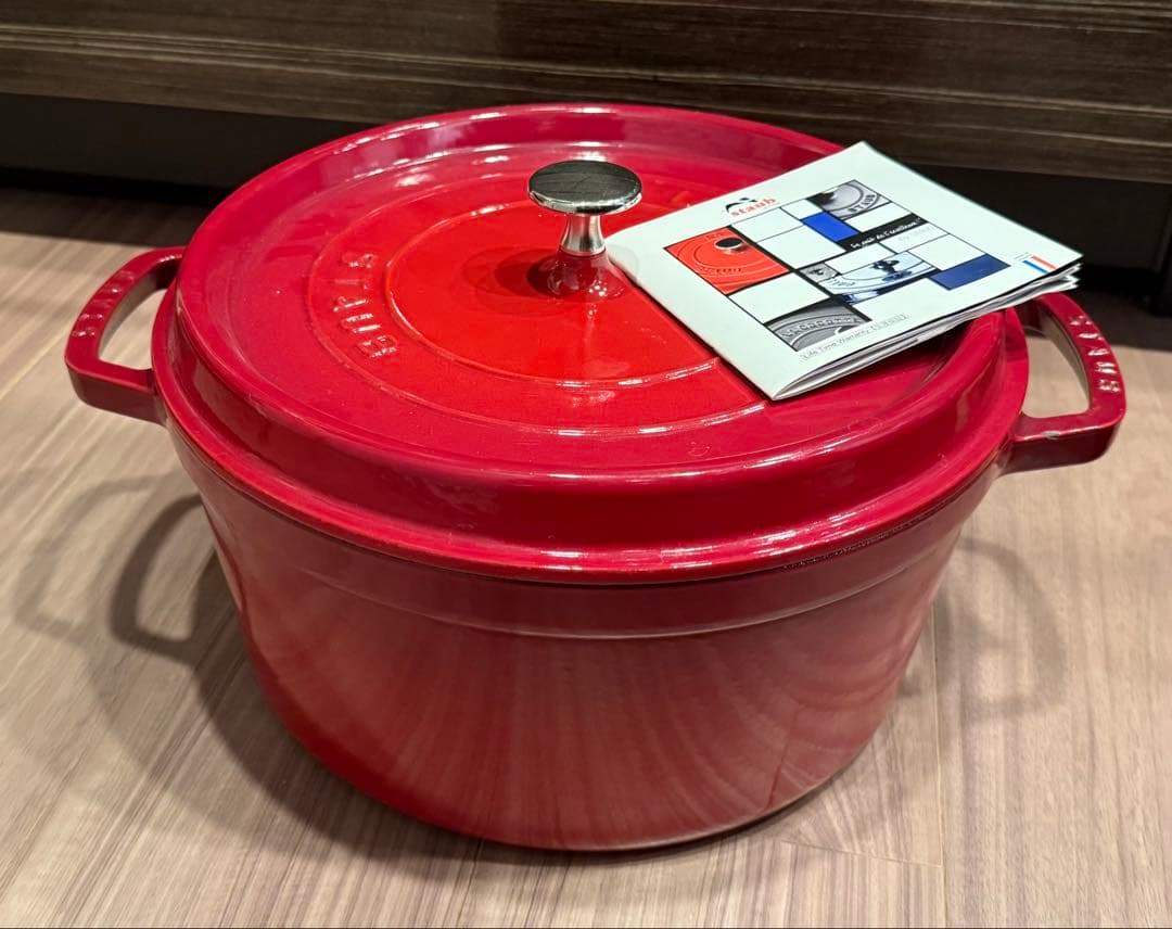 ストウブ　ピコ・ココット 28cm ラウンド　チェリーレッド　鋳鉄