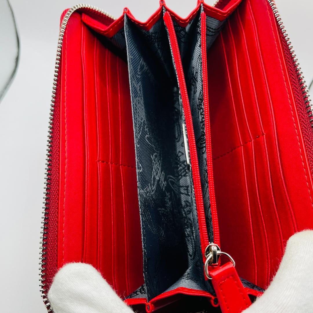 未使用 Vivienne Westwood 長財布 赤 型押し マット 人気