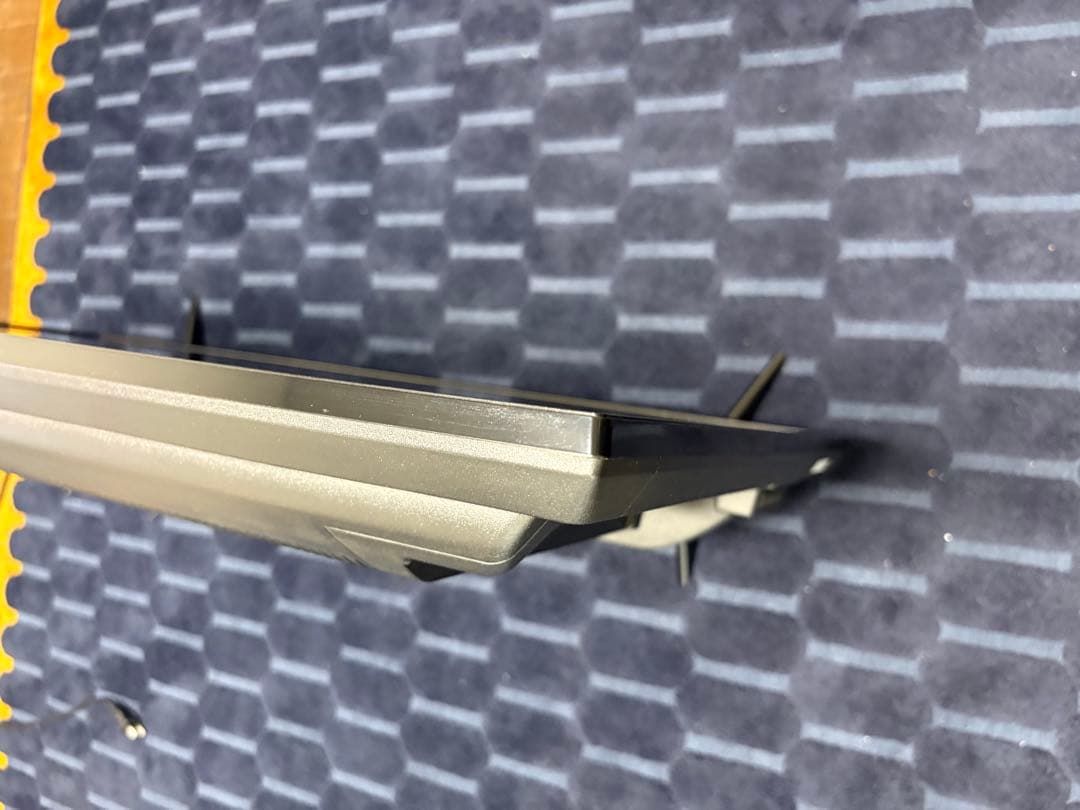 シャープ　液晶テレビ　40インチ　4T-C40 BH1