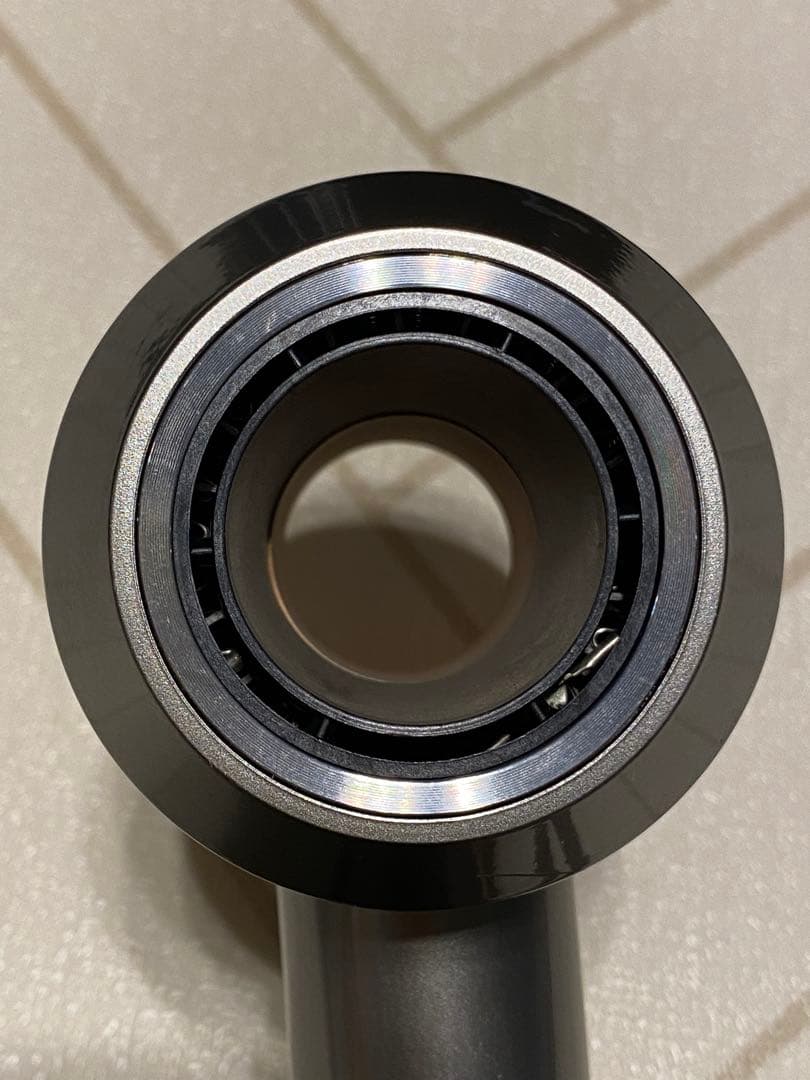 Dyson Supersonic Ionic ヘアドライヤー HD15