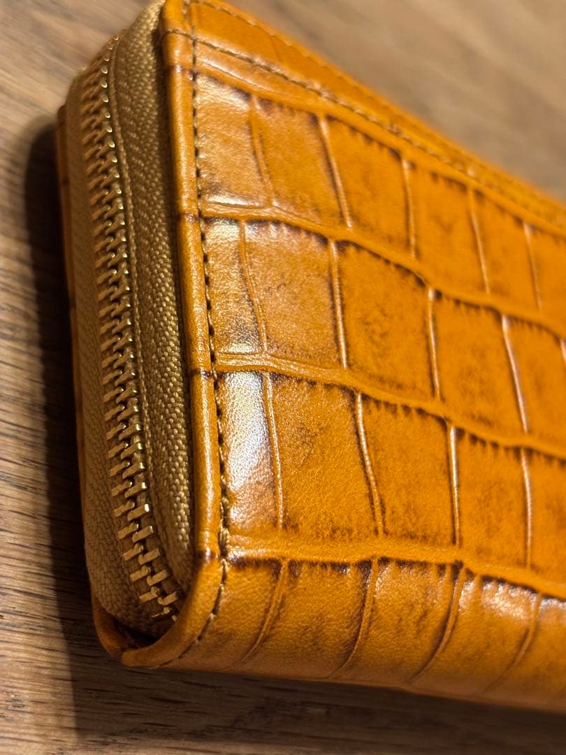 新品 未使用 ダコタ 長財布 ラウンドファスナー オスピタリタ マスタード 黄色