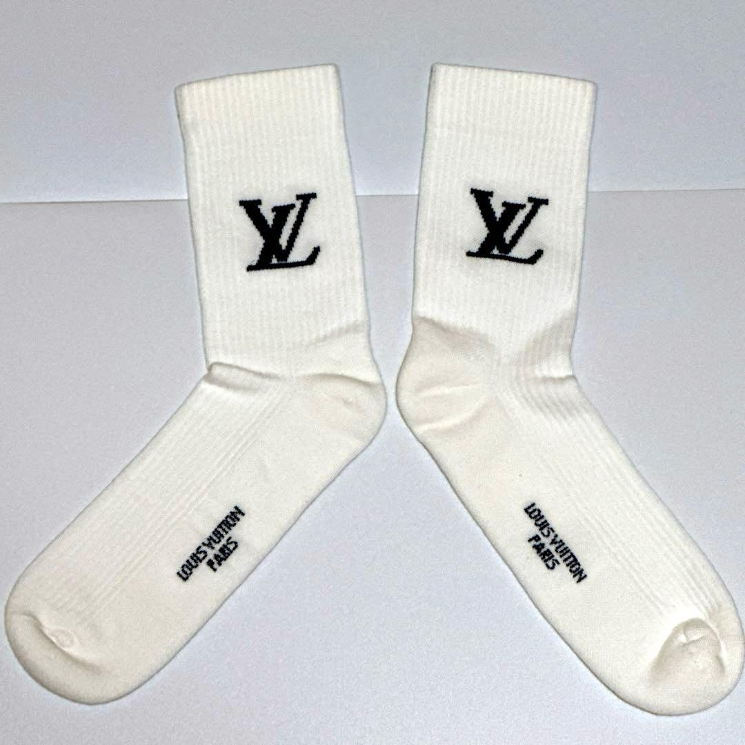 新品未使用 ルイヴィトン ソックス・オンリー LV サイズL