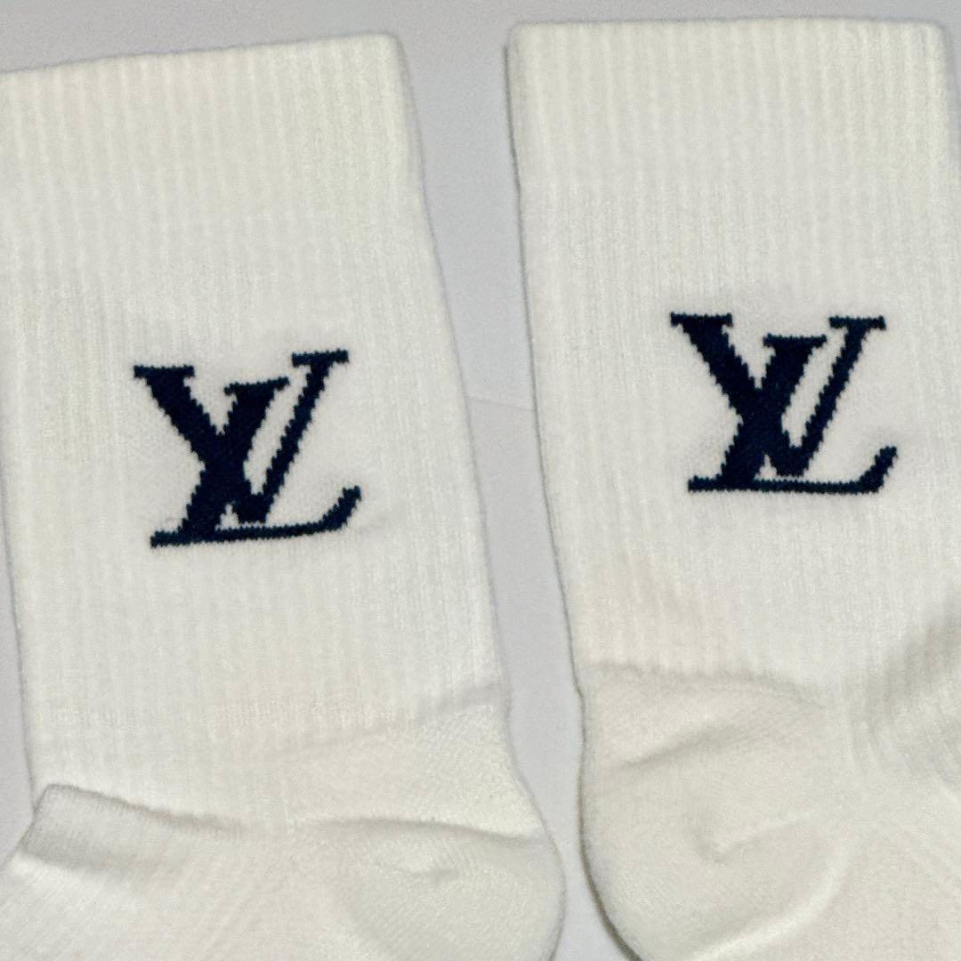 新品未使用 ルイヴィトン ソックス・オンリー LV サイズL