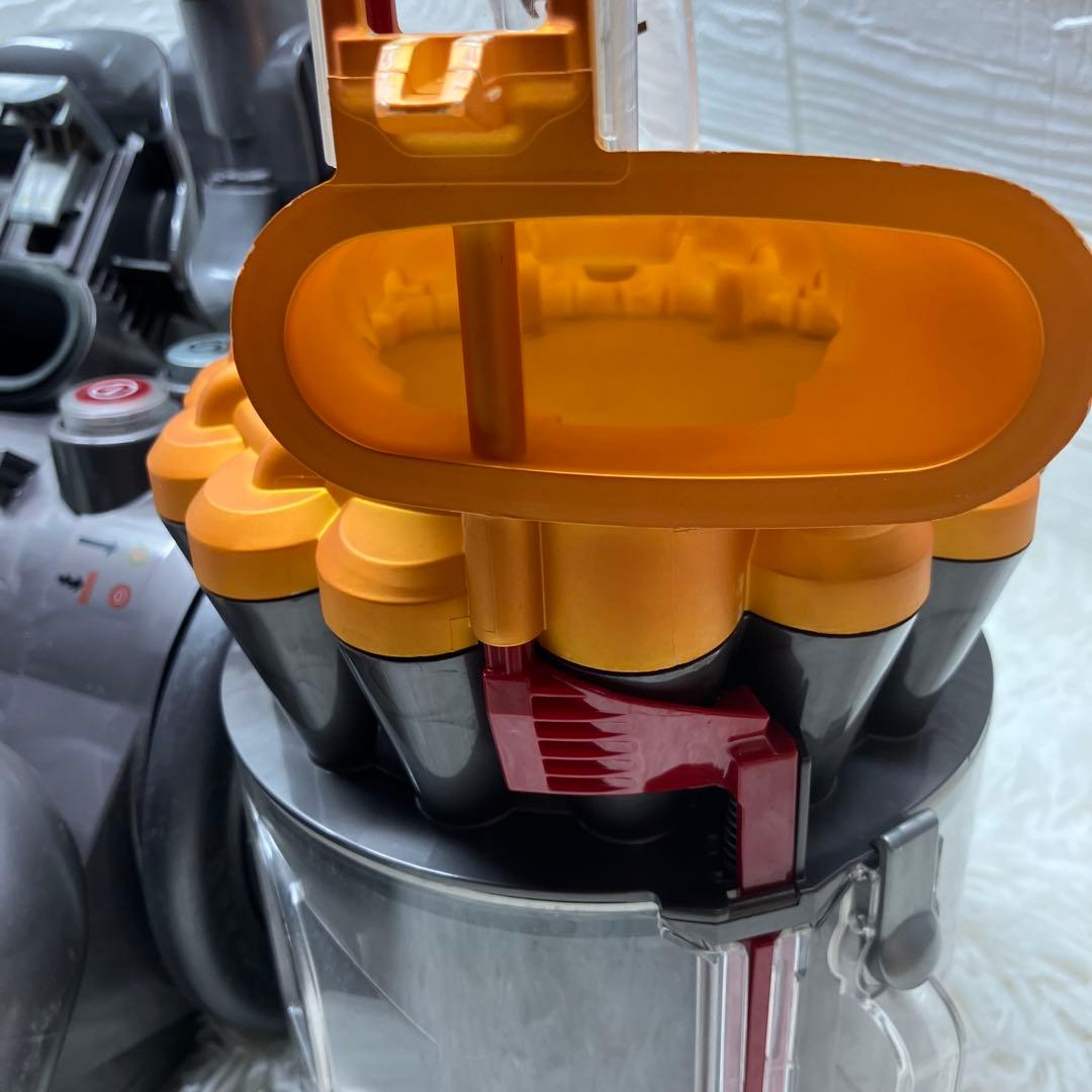 ダイソン　Dyson キャニスター掃除機 DC22 掃除機　保証付き