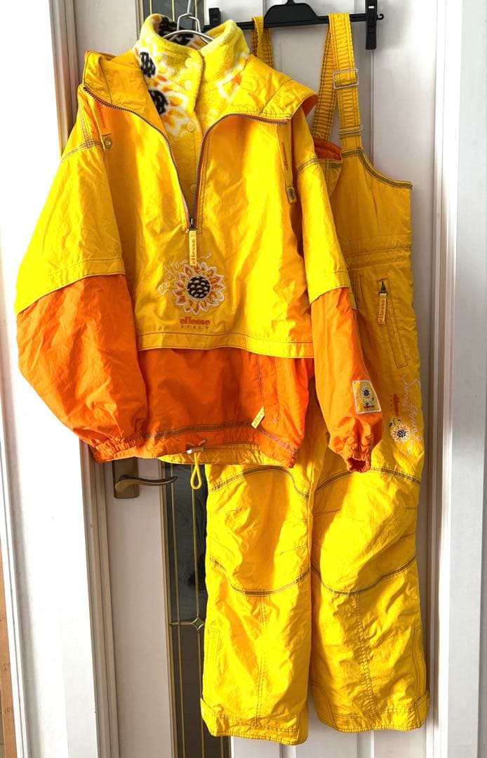 平成レトロ！ビビットカラーが可愛い　ellesse エレッセ　スキーウェア　L