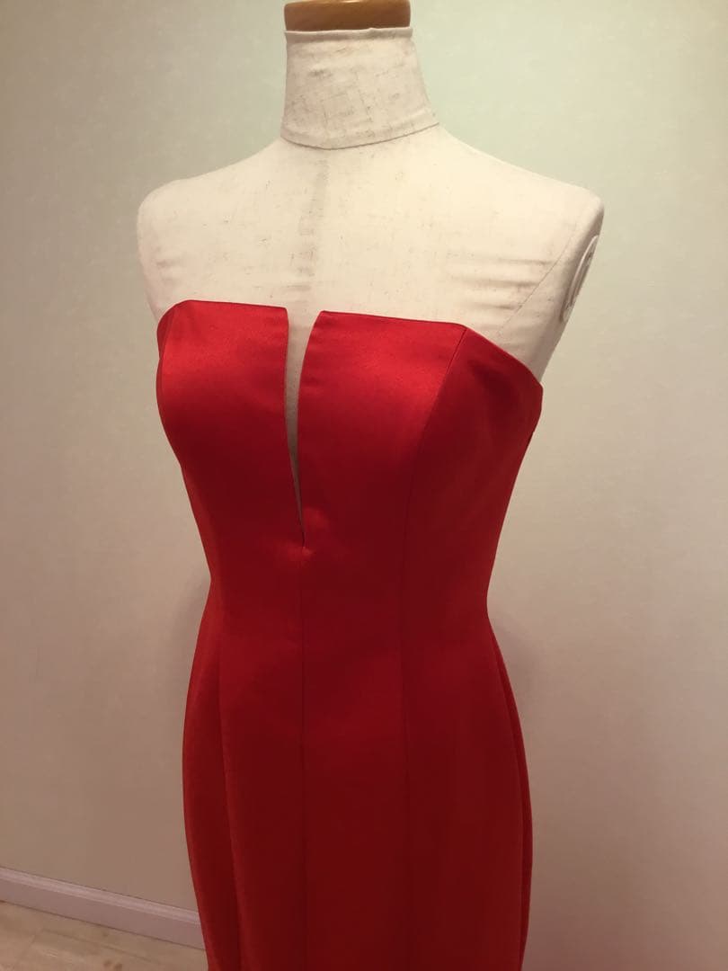 m*5様 レッド マーメイドドレス パフスリーブ