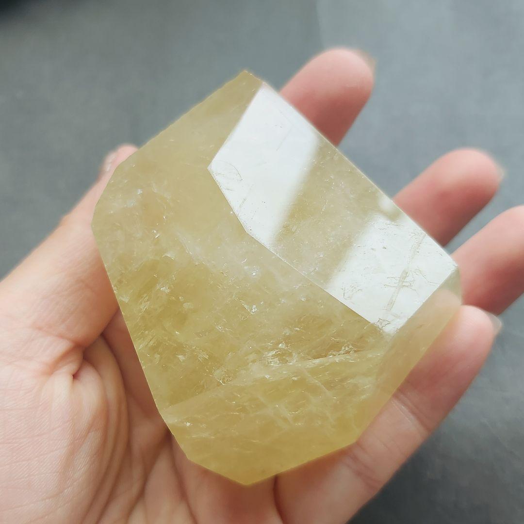 【一点物】高品質✨虹入り シトリン 原石 ポリッシュ 研磨 インテリア✩.*˚