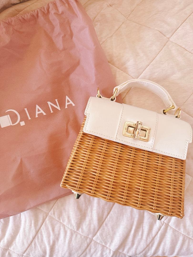 ダイアナ　DIANA かごバッグ ホワイト 2WAY
