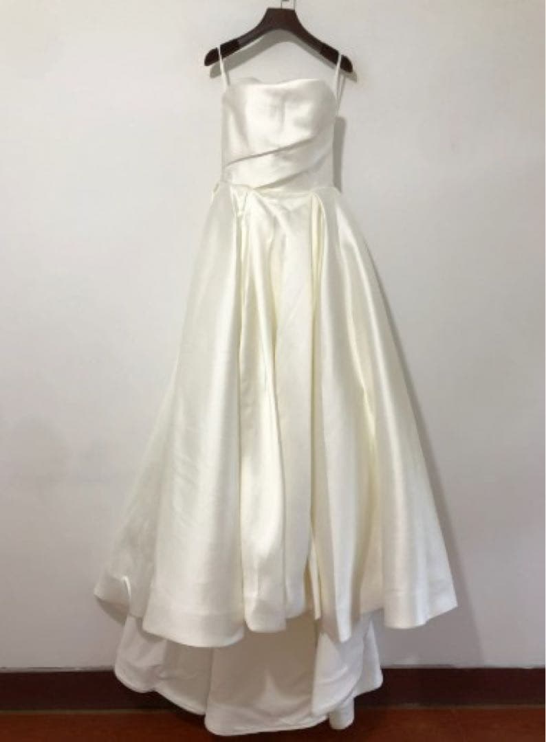 ミカド風サテンドレス　ドレスプロダクション