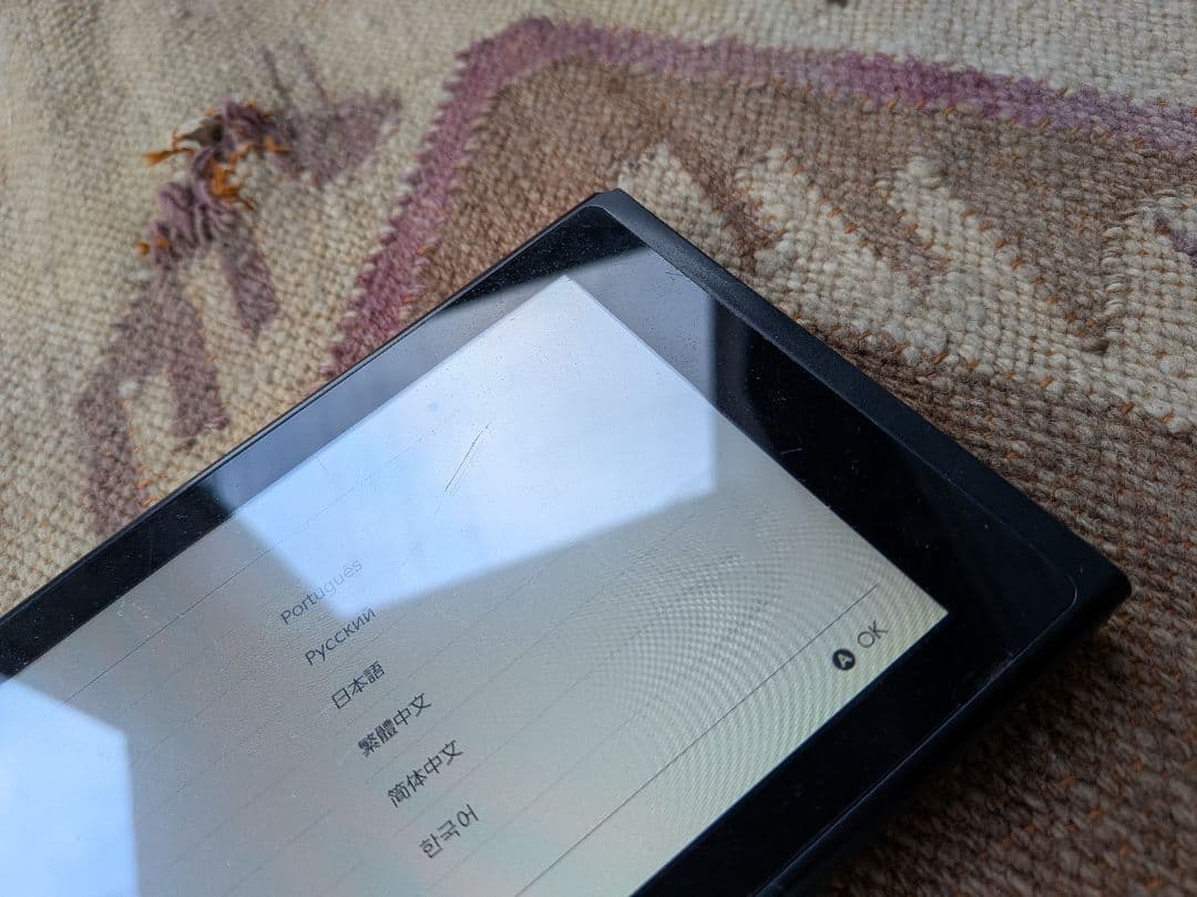 動作品　Nintendo Switch 2019年製/任天堂スイッチ　画面黄ばみ