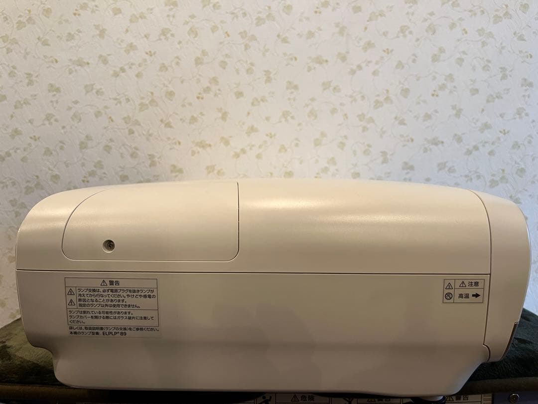 EPSON EH-TW8300 プロジェクター本体