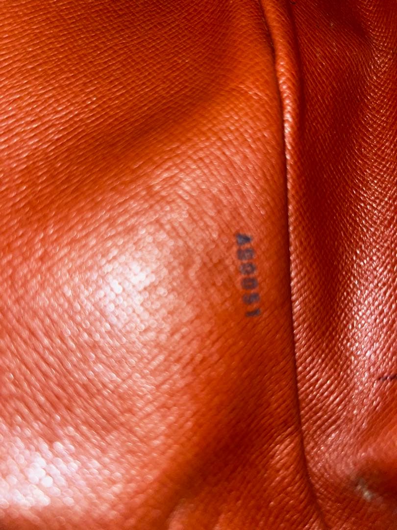 施雅英Louis Vuitton モノグラム ショルダーバッグ