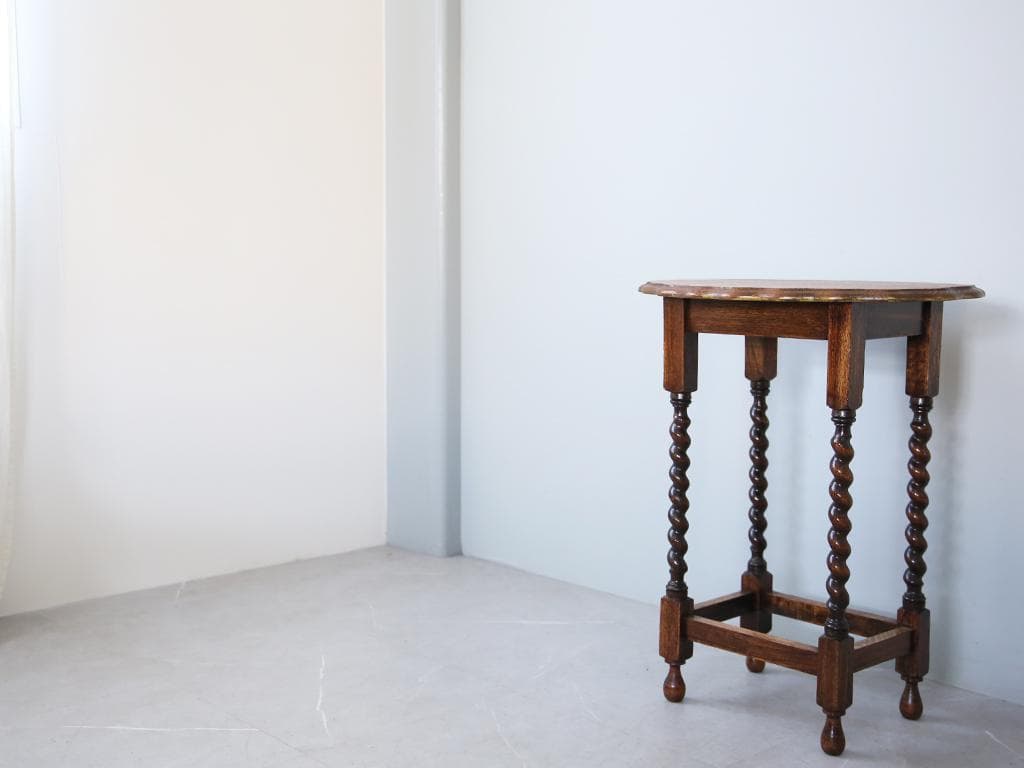 英国アンティーク木製サイドテーブル/オケージョナル机/飾り棚/花台(92-121