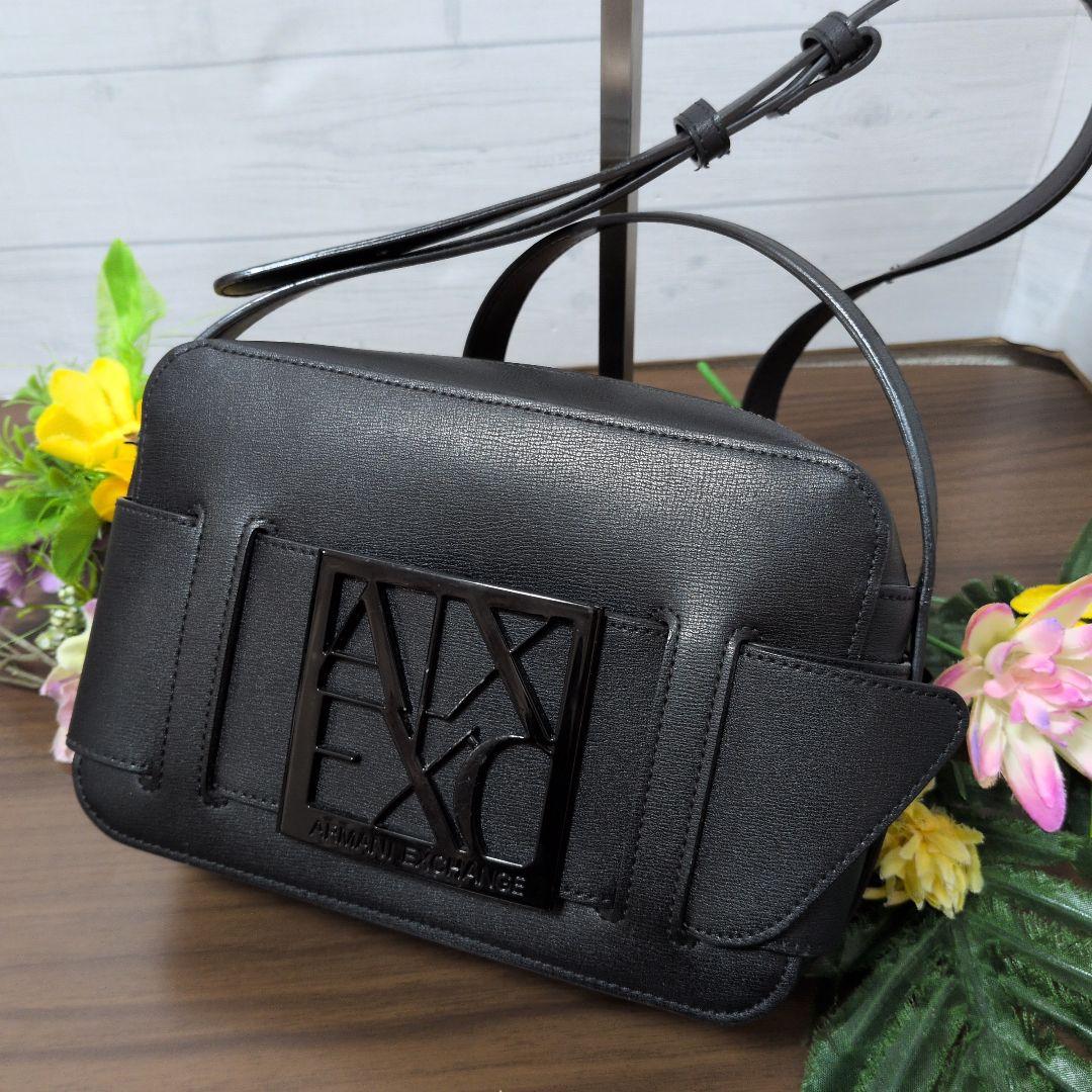 ARMANI EXCHANGE　スクエアロゴバックルショルダーバック　極美品