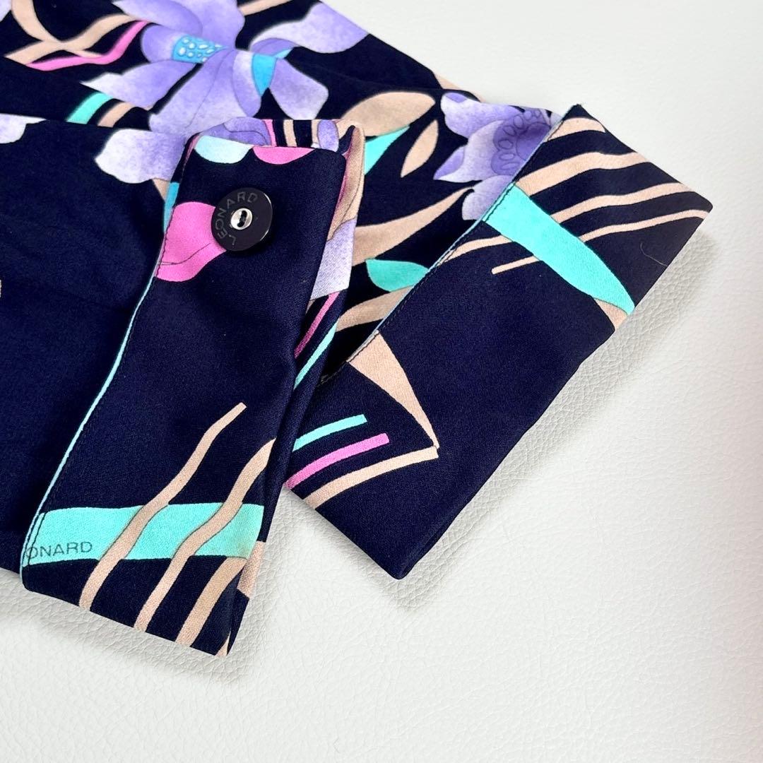 美品✨レオナール 美しい花柄 カンカン素材 ノーカラージャケット 大きいサイズ